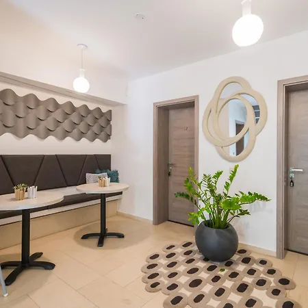 Aragda 1 Apartament *