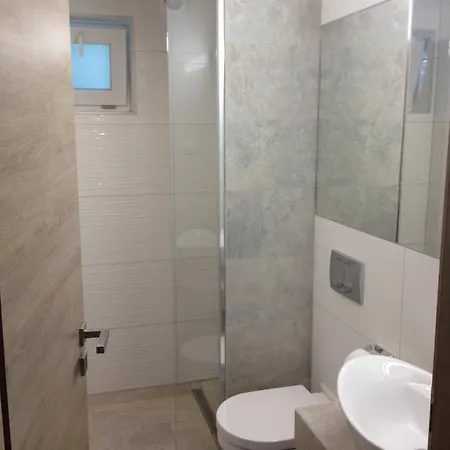 Aragda 1 Apartament