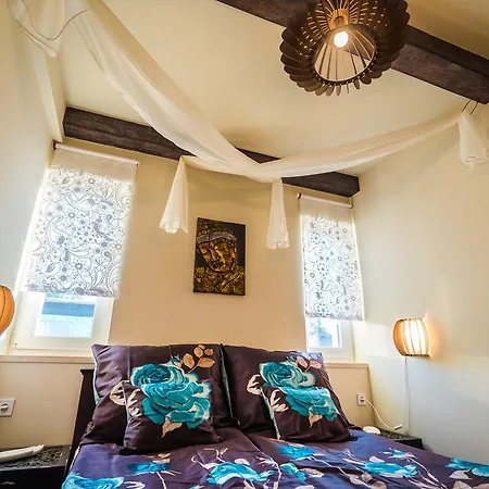 アパート Aragda 1